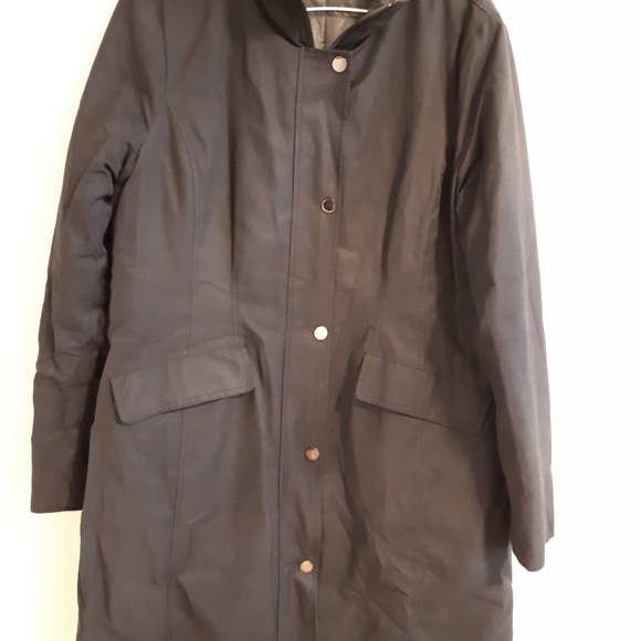 Woman's reversible light coat - Picture 5 of 9